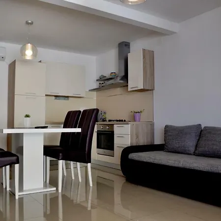 Bay Sascica Apartment